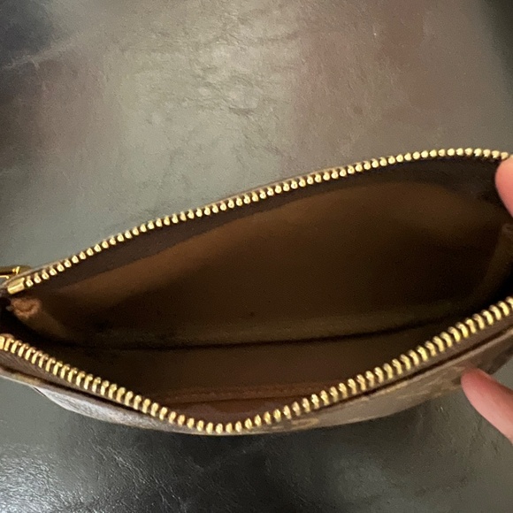 LV Pochette accessories - Picture 5 of 12